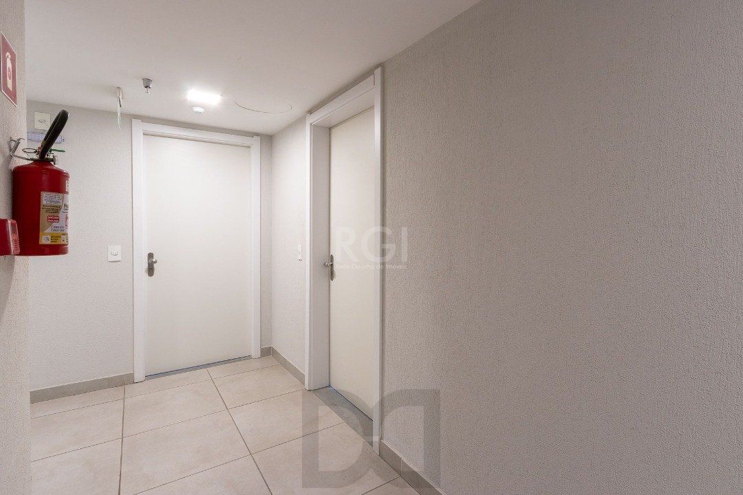 Conjunto/Sala para Venda - 56.37m² 1 vaga - Cristal — foto 2