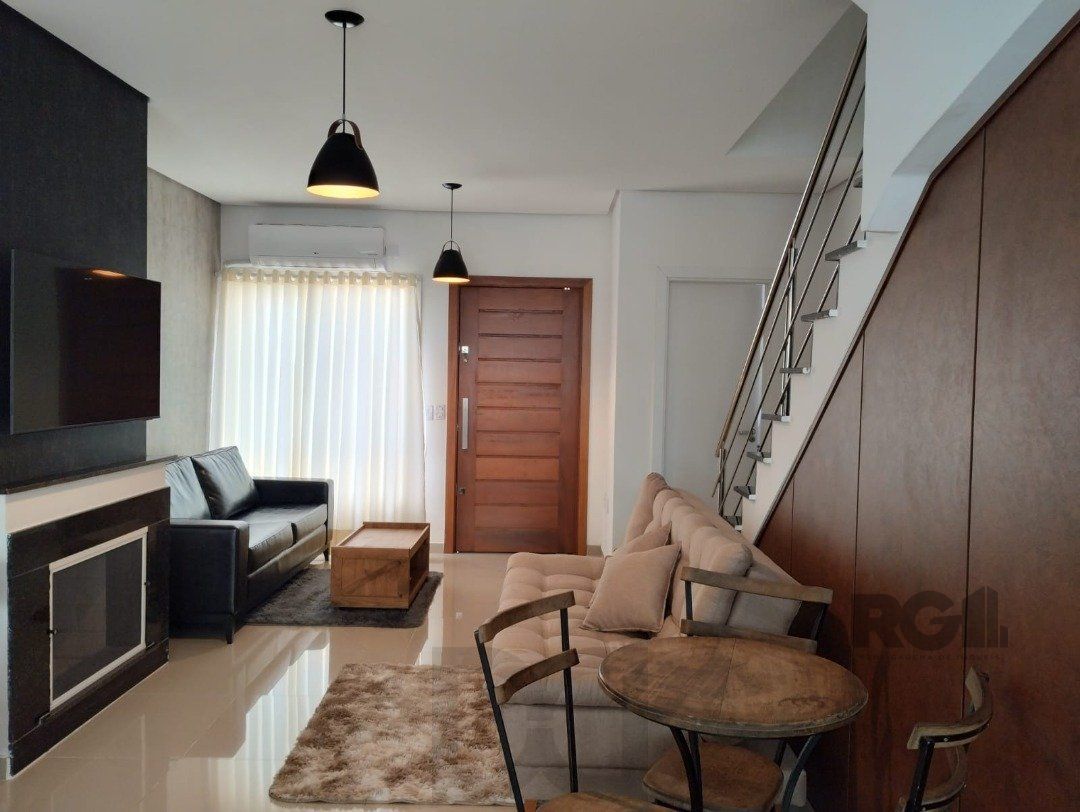 Casa para Venda - 178.4m², 3 dormitórios, sendo 1 suites, 2 vagas - Hípica — foto 3