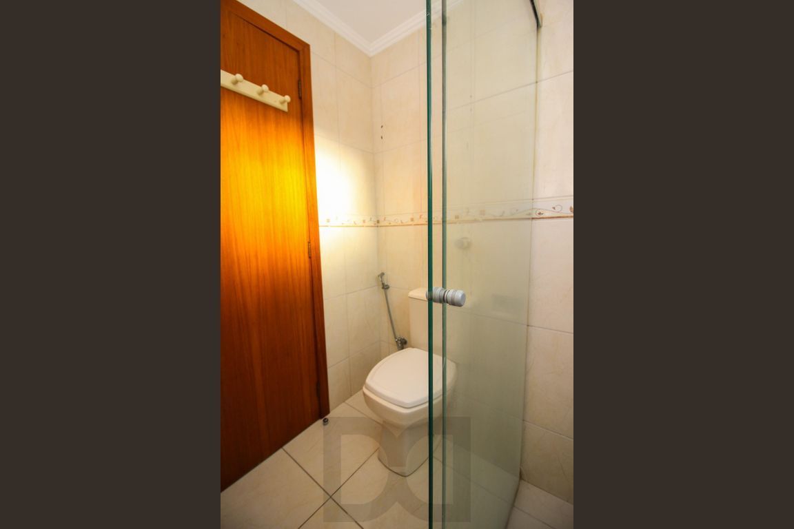 Apartamento de 2 dormitórios, 1 suíte, closet e 2 vagas de garagem . — foto 22