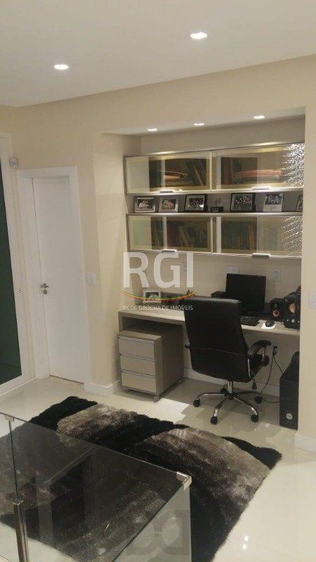 Casa para Venda - 350m², 3 dormitórios, sendo 1 suites, 2 vagas - Alto Teresópolis — foto 15