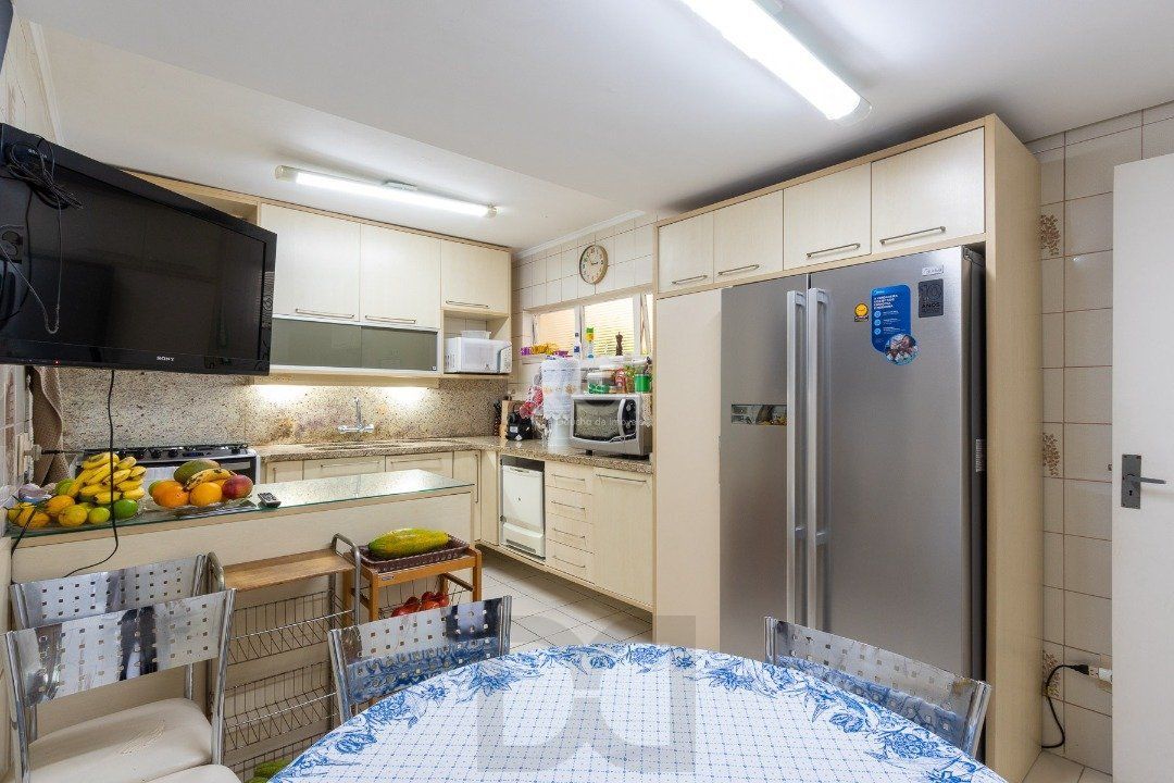 Casa Condominio para Venda - 300m², 4 dormitórios, sendo 2 suites, 2 vagas - Ipanema — foto 32