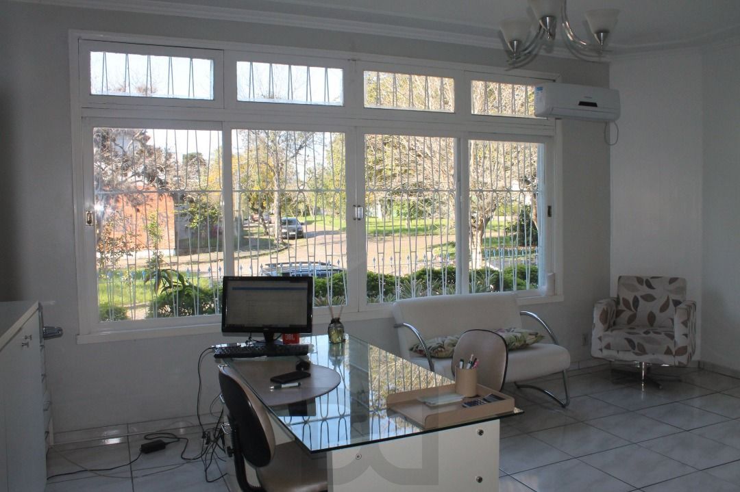 Casa para Venda - 221m², 3 dormitórios, sendo 1 suites, 4 vagas - Tristeza — foto 7