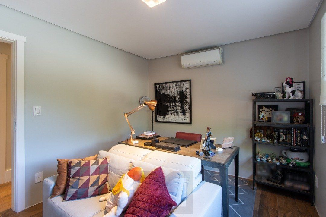 Espetacular 2 Casa Residencial de 5 Quartos e Piscina em Porto Alegre — foto 16