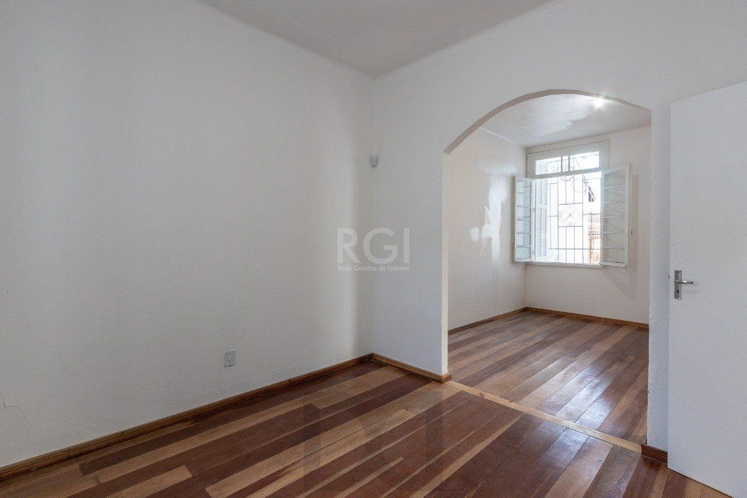 Casa para Venda - 180.2m², 3 dormitórios, 3 vagas - Medianeira — foto 14