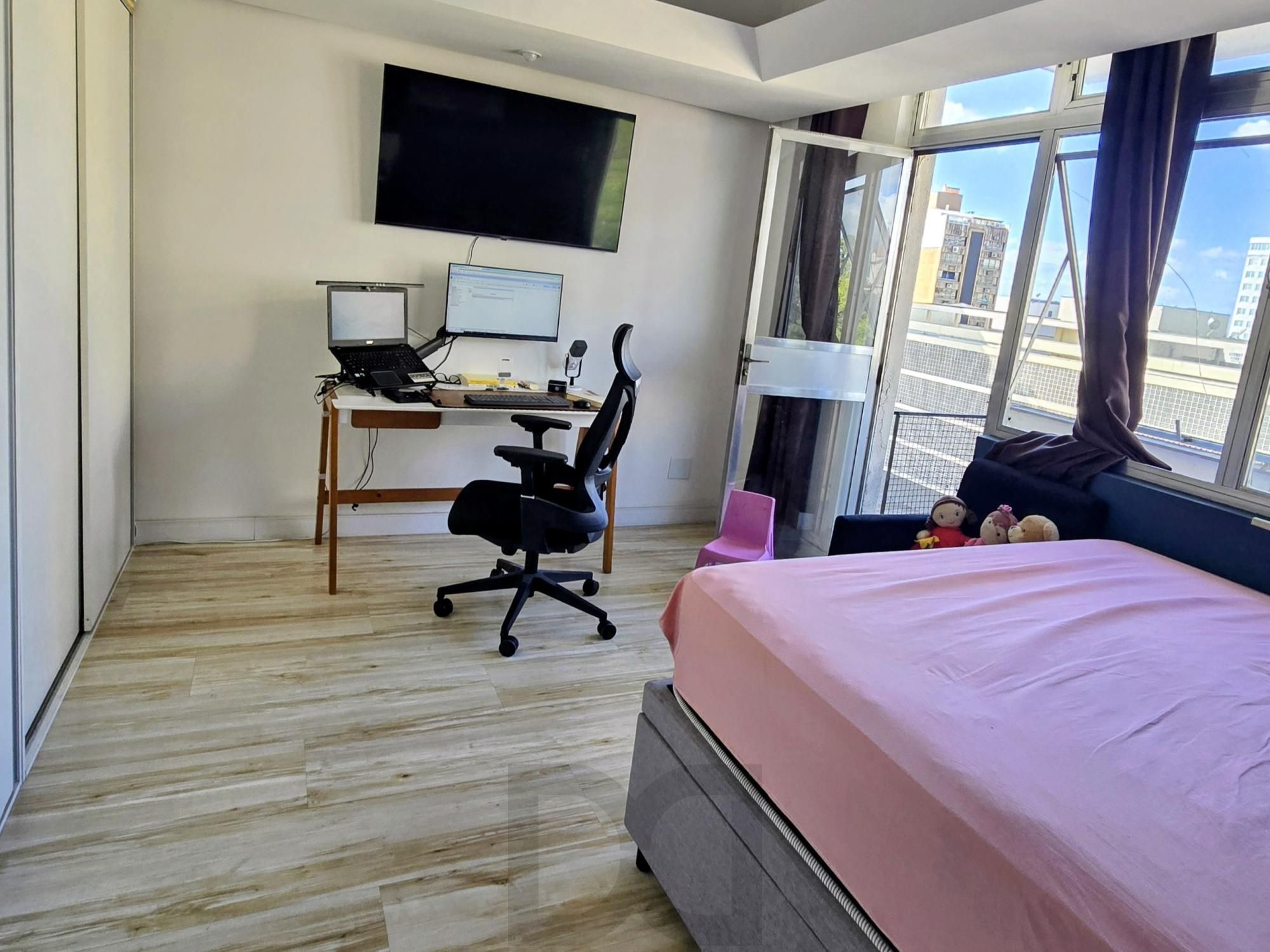 Apartamento 3 dormitórios no Centro Histórico,com elevadores — foto 12