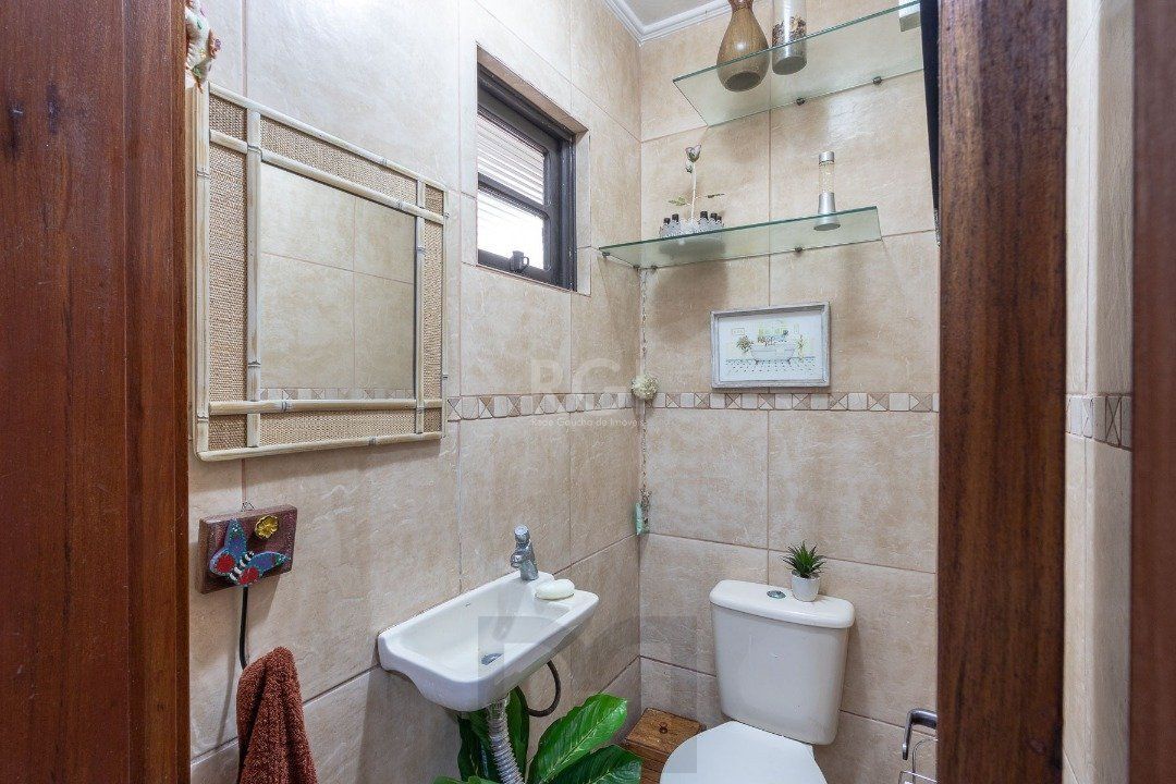 Casa para Venda com 3 dormitórios, sendo 1 suites e 4 vagas no bairro Ipanema — foto 14