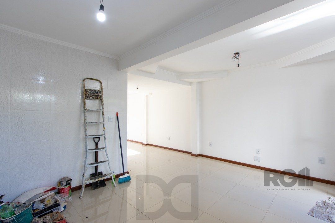 Casa para Venda - 120m², 3 dormitórios, sendo 1 suites, 1 vaga - Guarujá — foto 13