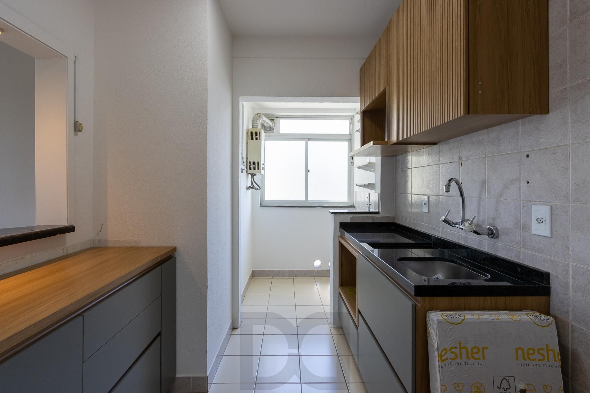 Apartamento 3 quartos, 1 vaga coberta, escriturada, condomínio com infra - Bairro Cristal — foto 11