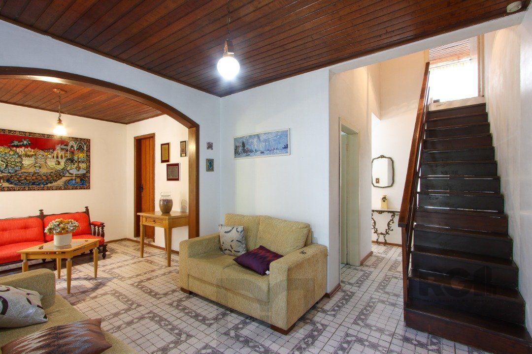 Casa 04 dormitórios, 02 suítes, living 02 ambientes — foto 4