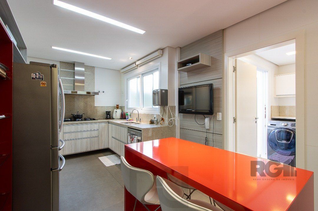 Casa no Condomínio Las Rocas, vista para o Guaíba, com 5 suítes — foto 30