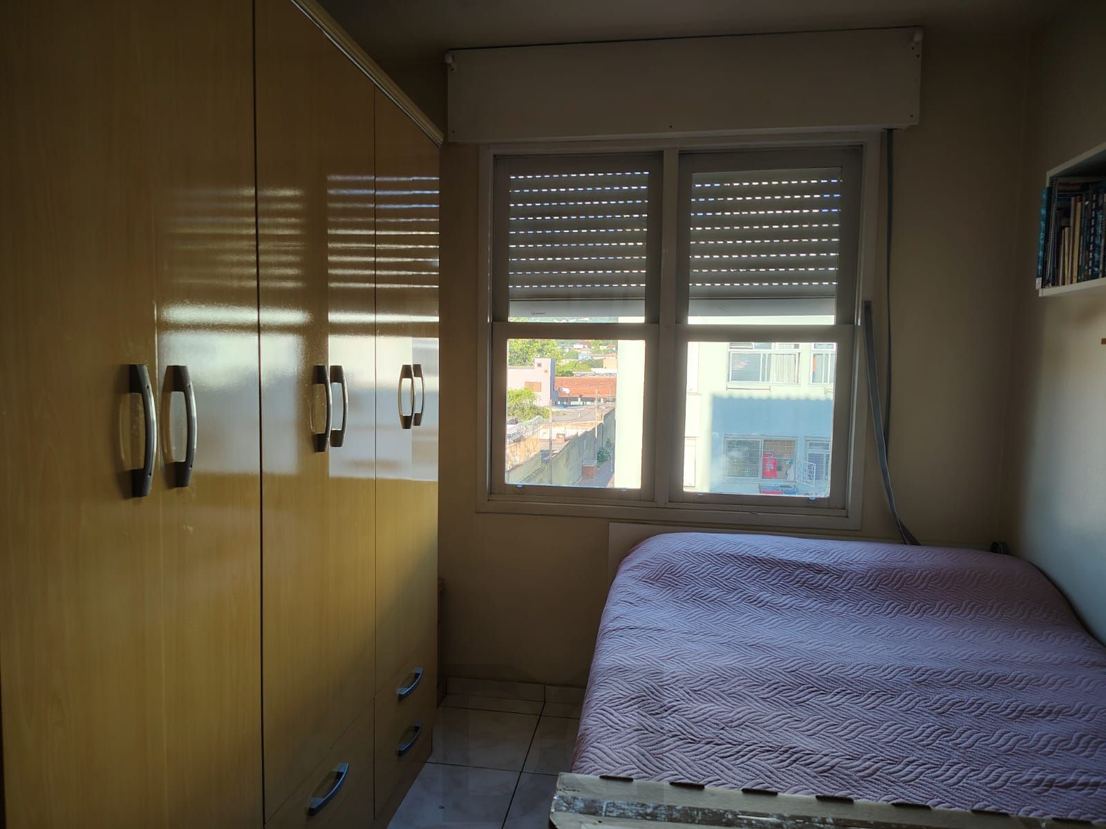 Apartamento de 2 dormitórios, 1 vaga, no bairro Camaqua. — foto 10