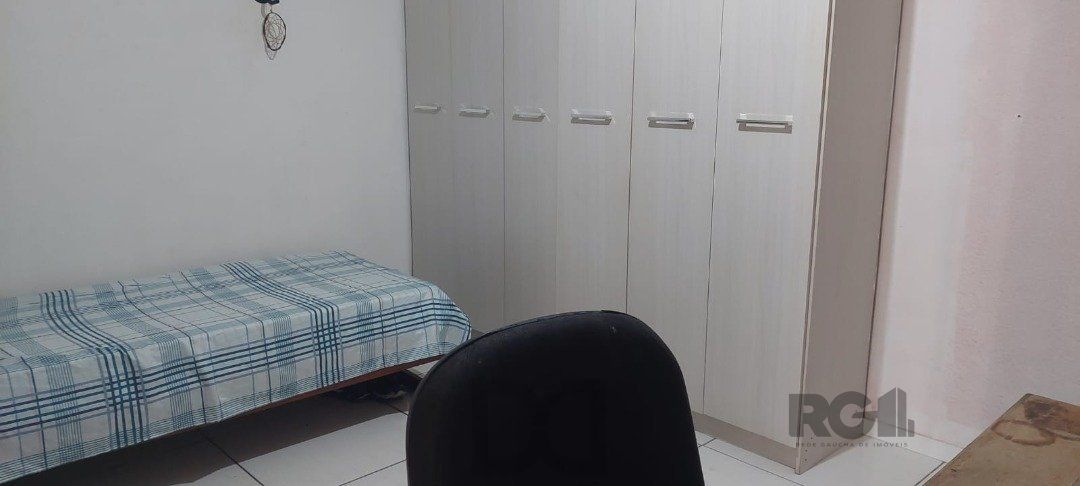 CASA COM EXTENSO PÁTIO NO CAMAQUÃ — foto 20