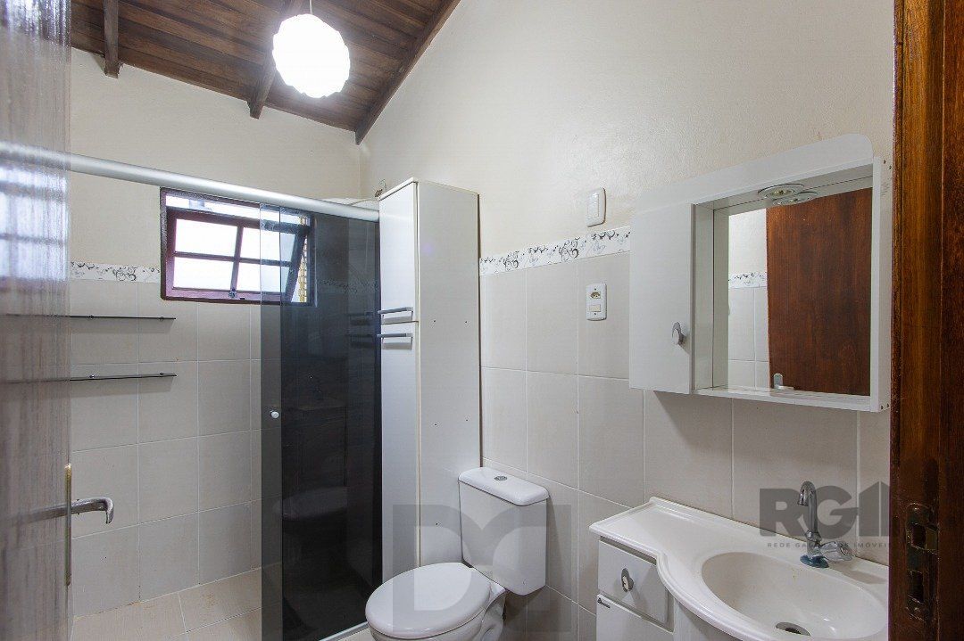 Casa para Venda - 300m², 5 dormitórios, sendo 1 suites, 4 vagas - Portal do Guarujá — foto 25