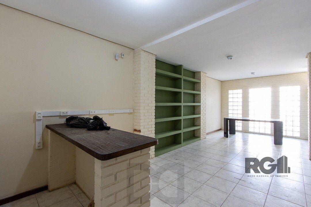 Casa de alvenaria, excelente ponto comercial. — foto 16