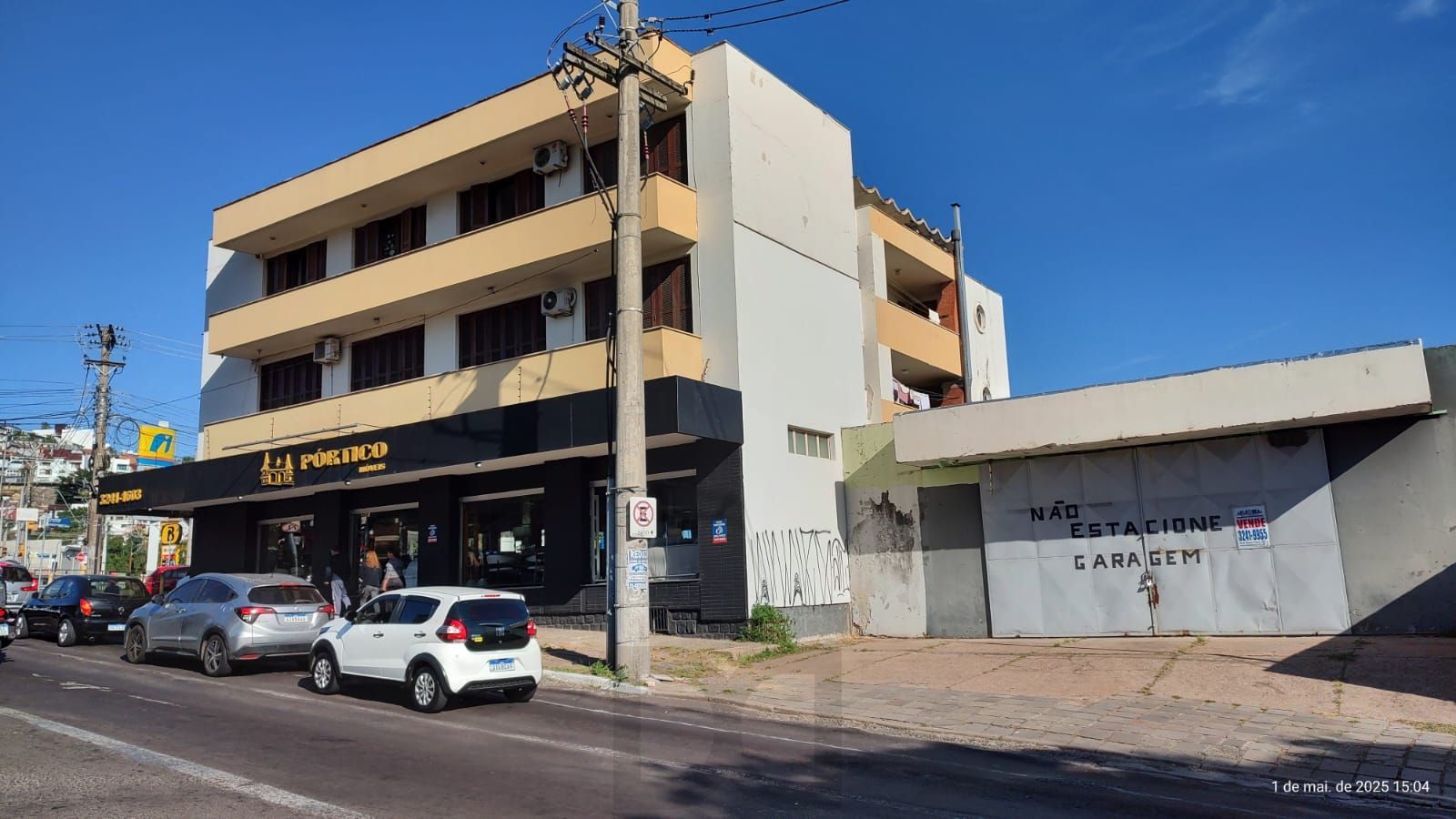 Apartamento de 4 dormitórios, 2 suítes, sacada, living para 2 ambientes bem amplo. — foto 16