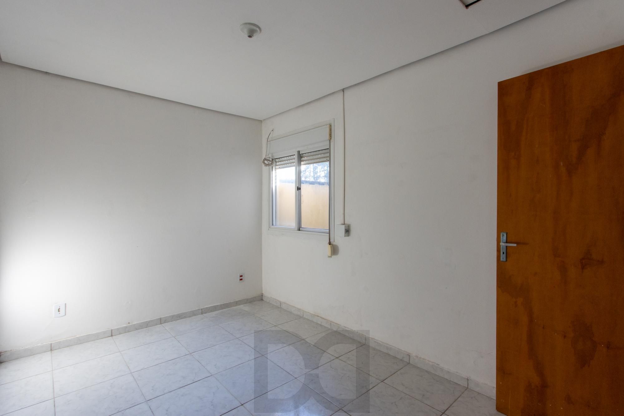 Casa de condomínio, 2 dormitórios, 1 banheiro e 1 vaga de garagem. — foto 20