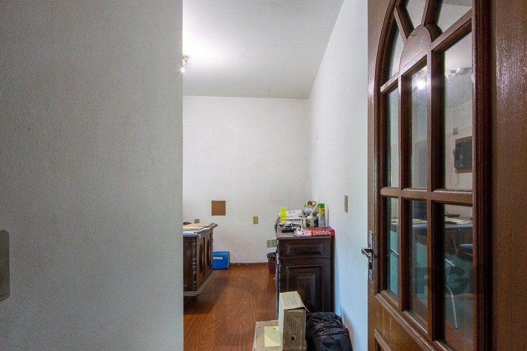 Prédio com 1063m², distribuídos em quatro pavimentos — foto 12