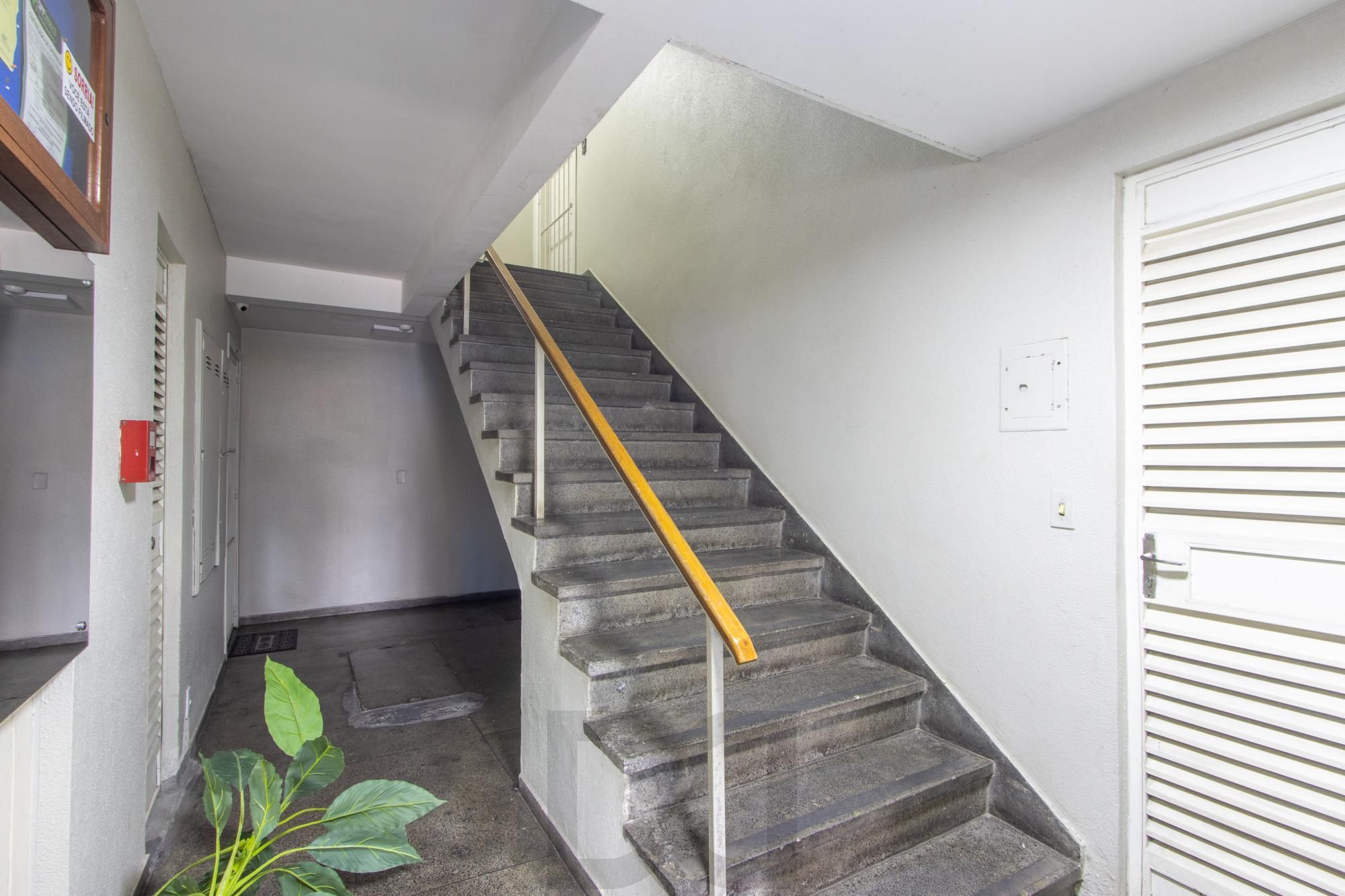Apartamento 2 dormitórios - Bairro Teresópolis — foto 29
