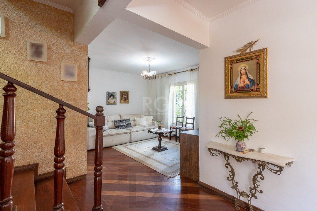 Casa para Venda - 280m², 3 dormitórios, sendo 1 suites, 2 vagas - Nonoai — foto 9