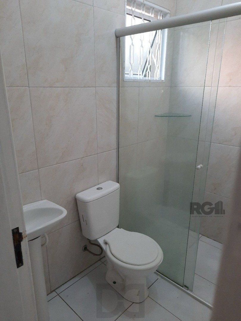 Oportunidade Imperdível: Prédio com 4 Apartamentos, Pátio e 2 Vagas de Garagem — foto 28