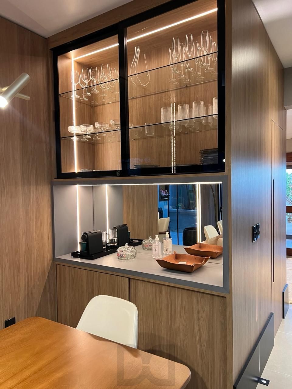 Casa em condomínio fechado para venda no bairro Jardim Isabel, com aproximadamente 204m² de área privativa,. — foto 54