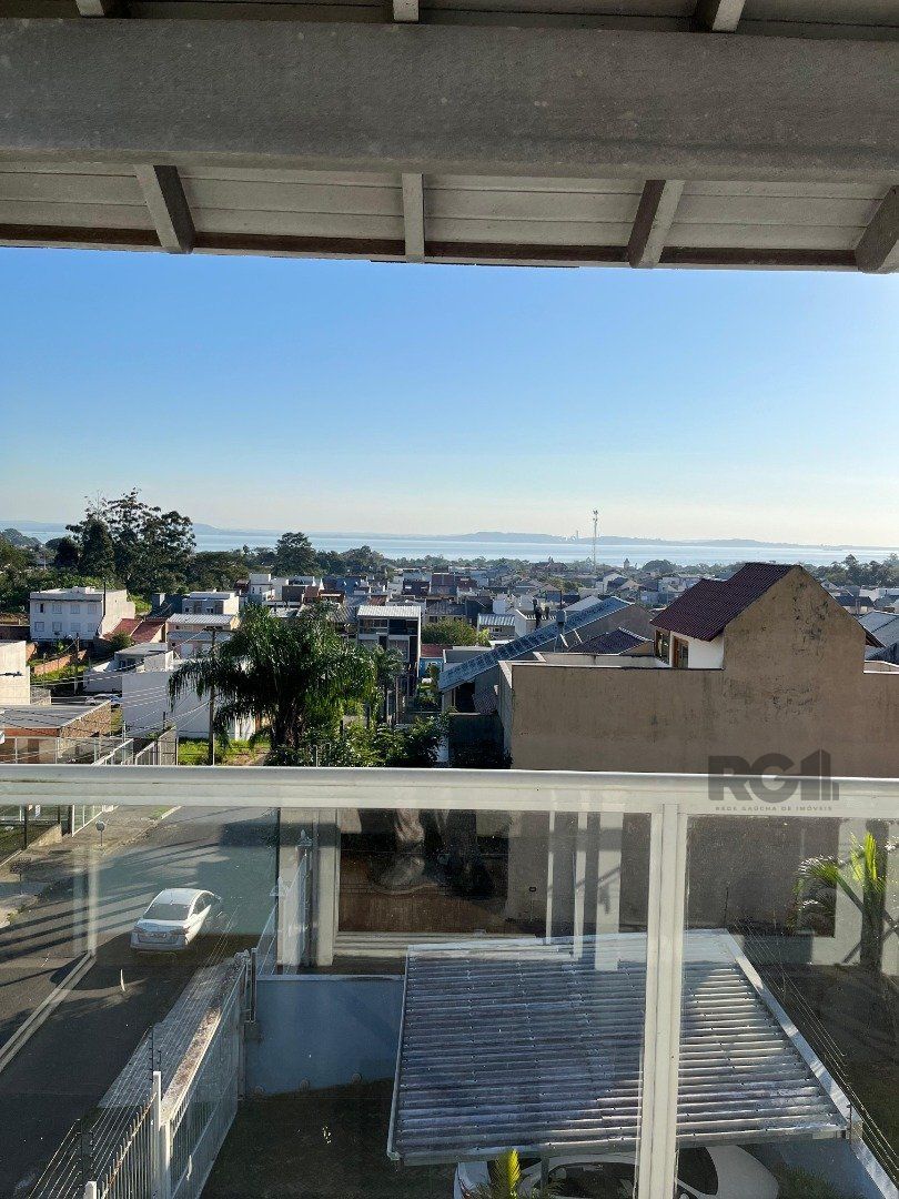 Sobrado com vista para o Rio, 3 quartos, suite, pátio - Guarujá — foto 24