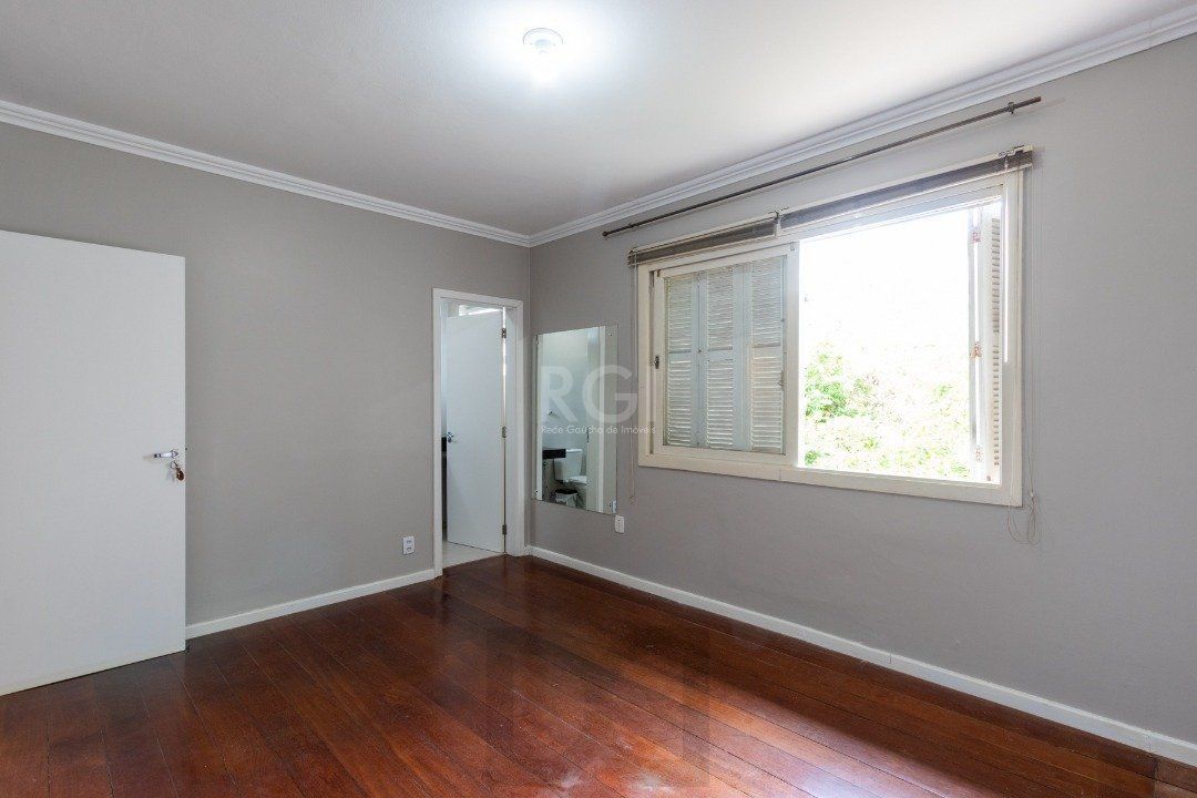 Casa para Venda - 202m², 3 dormitórios, sendo 1 suites, 2 vagas - Cristal — foto 23
