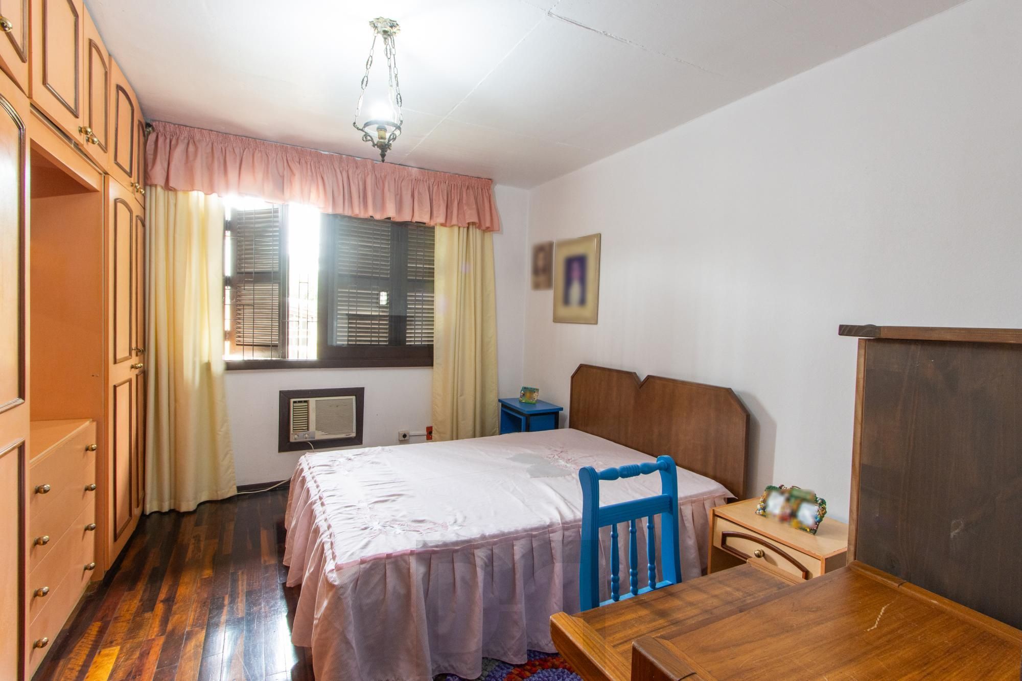 Casa para Venda - 485m², 4 dormitórios, sendo 1 suites, 3 vagas - Cristal — foto 48