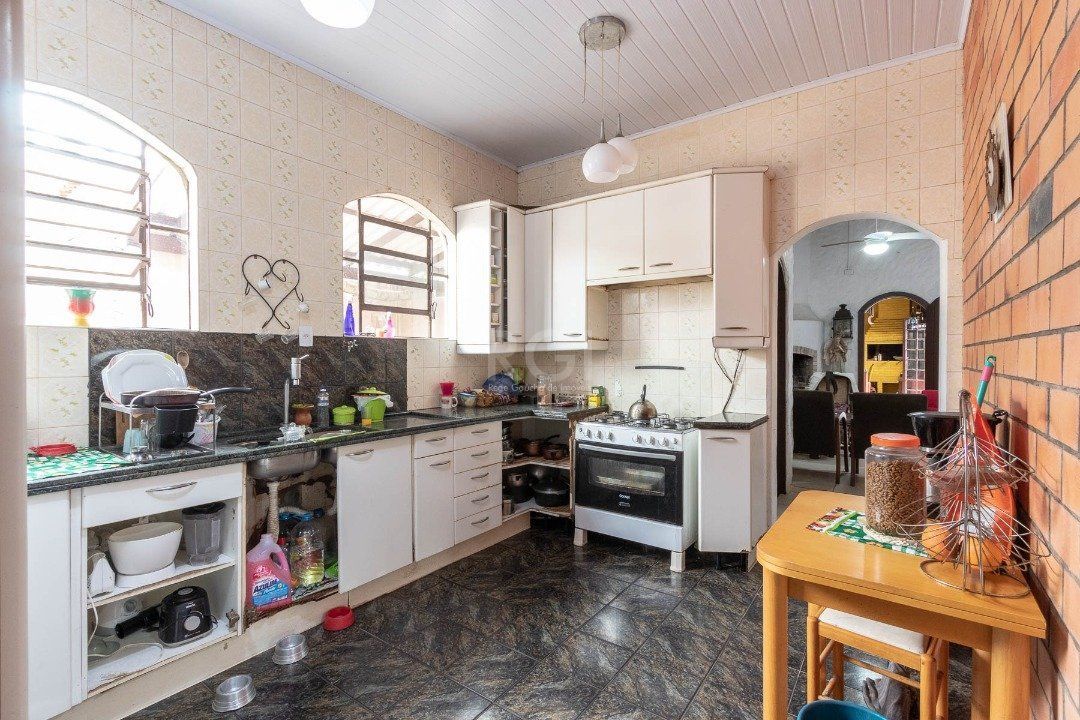 Casa para Venda - 380m², 3 dormitórios, sendo 1 suites, 3 vagas - Tristeza — foto 14