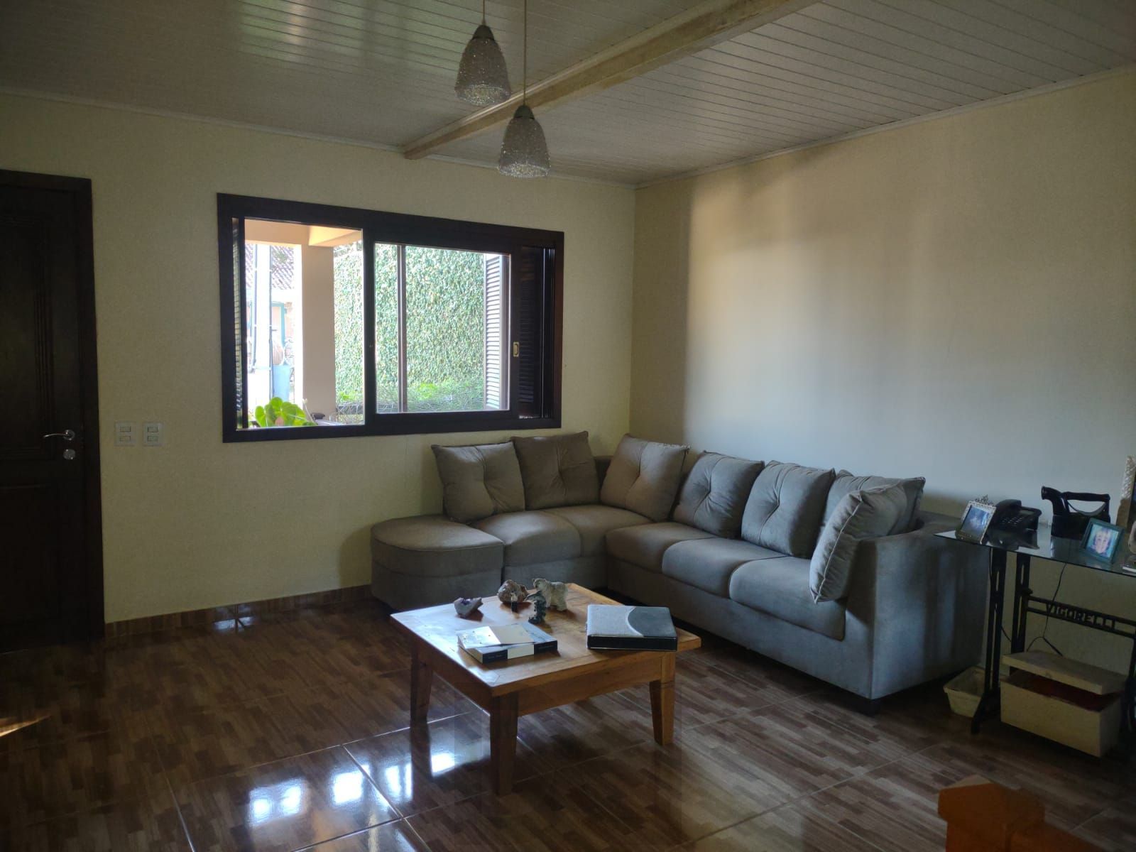 Casa com 4 quartos, suíte, piscina, lareira, churrasqueira em um terreno de 616m². — foto 18
