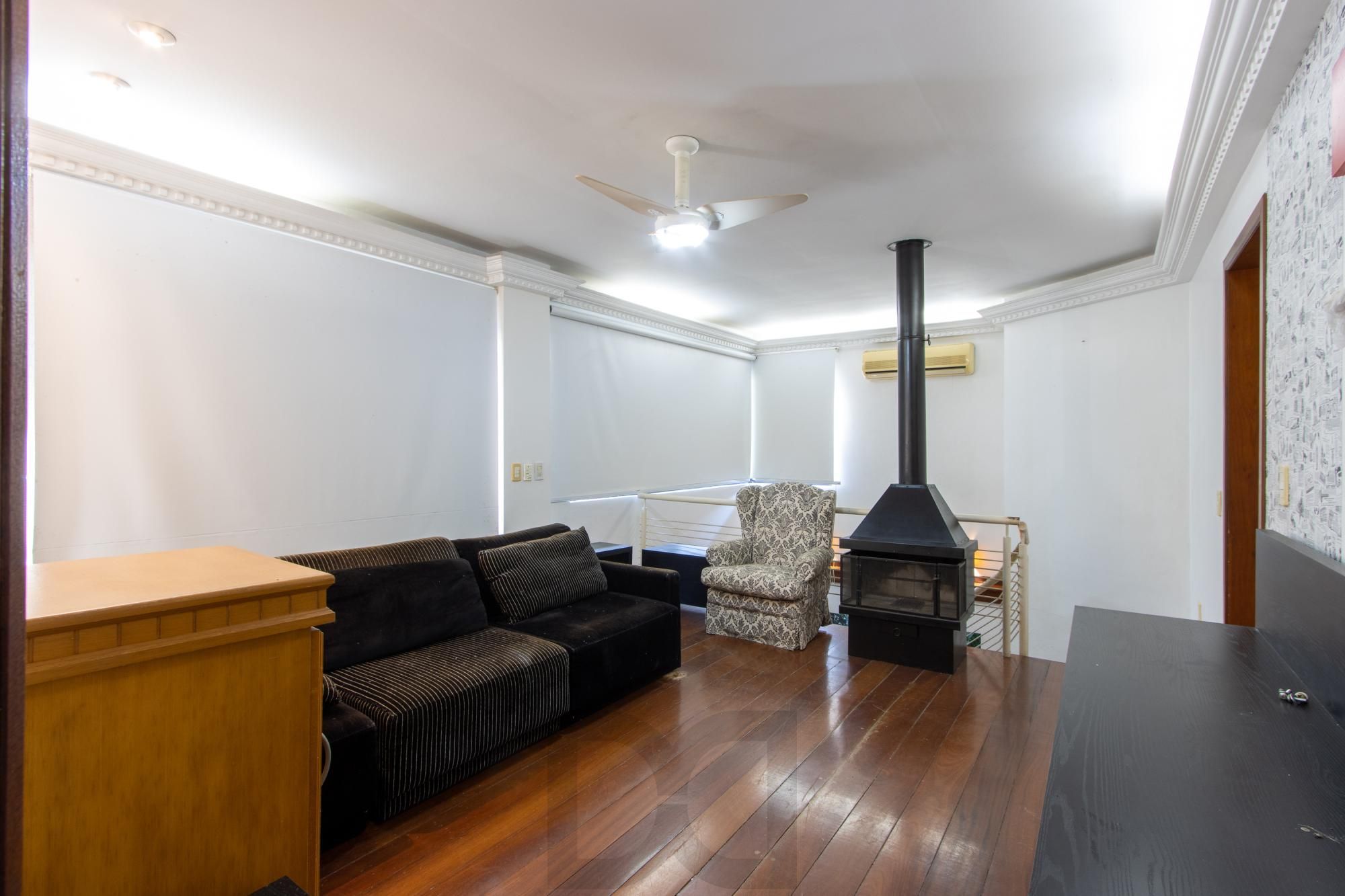 Excelente Casa em Condominio Fechado com 440,60m Dormitórios, sendo 2 Suítess — foto 63