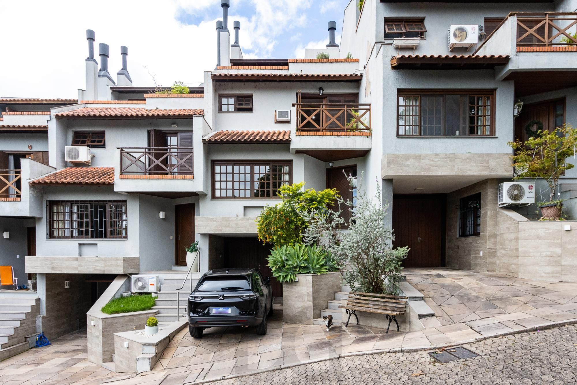 Casa Condominio para Venda - 175m², 3 dormitórios, sendo 1 suites, 4 vagas - Tristeza — foto 1