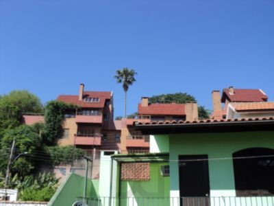Casa para Venda - 331m², 3 dormitórios, sendo 1 suites, Santa Tereza — foto 1