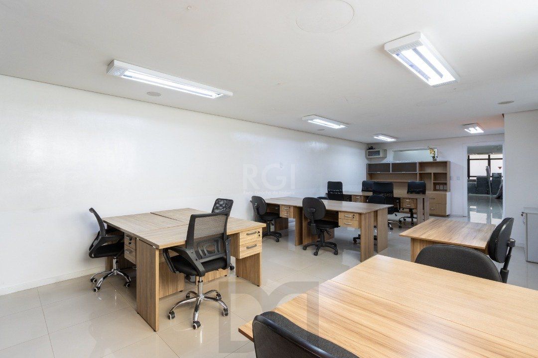Sala em andar inteiro com 141,77 m2 privativos — foto 21
