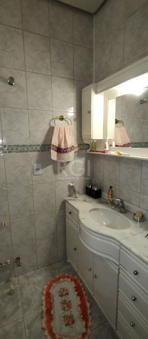 Casa para Venda - 180m², 4 dormitórios, sendo 1 suites, 3 vagas - Campo Novo — foto 19