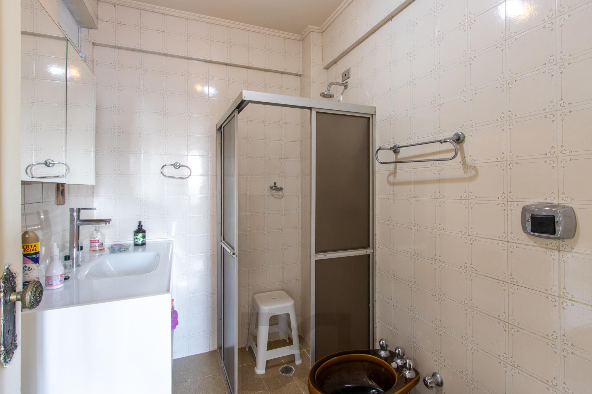 Apartamento Semimobiliado DESOCUPADO de 3 Quartos na Duque de Caxias, Centro Histórico de Porto Alegre — foto 16