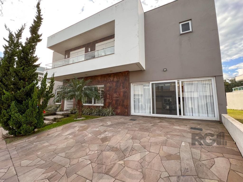 Excelente residência com aproximadamente 242m² privativos, — foto 3