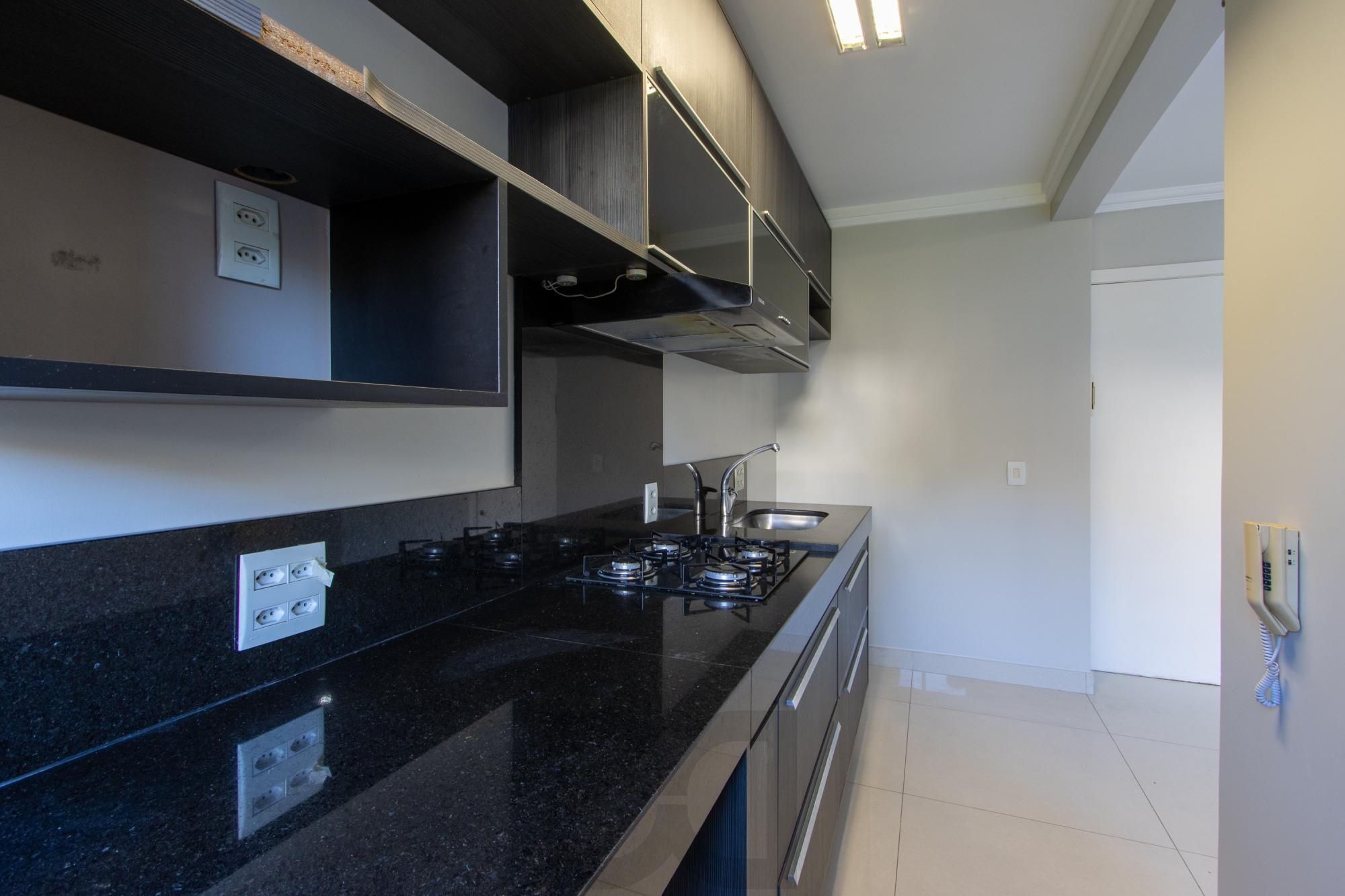 Apartamento de 2 dormitórios, para venda no bairro Teresópolis. — foto 12