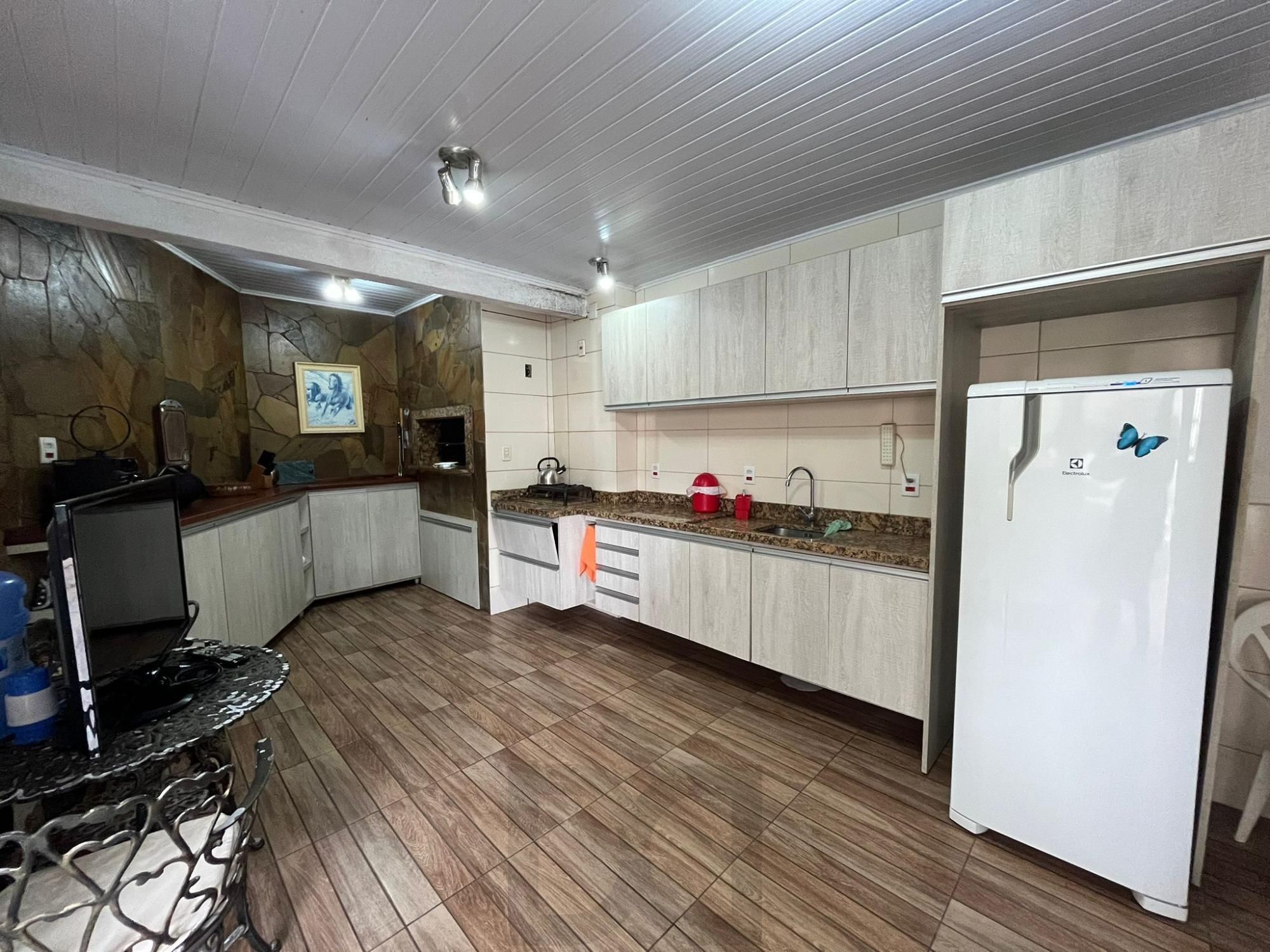 Duas casas no mesmo terreno – conforto, espaço e excelente localização! — foto 17