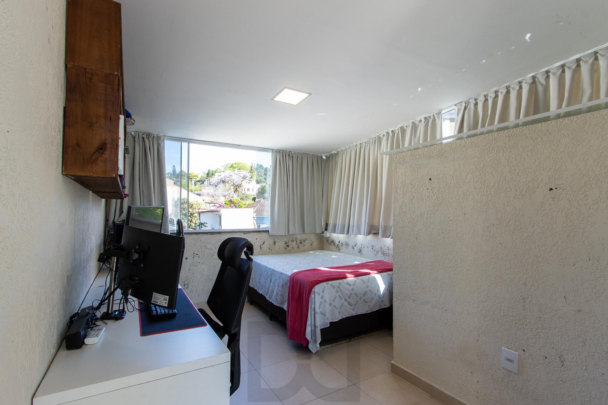 Ótima casa com 3dormitórios 1 suite no bairro Tristeza — foto 36