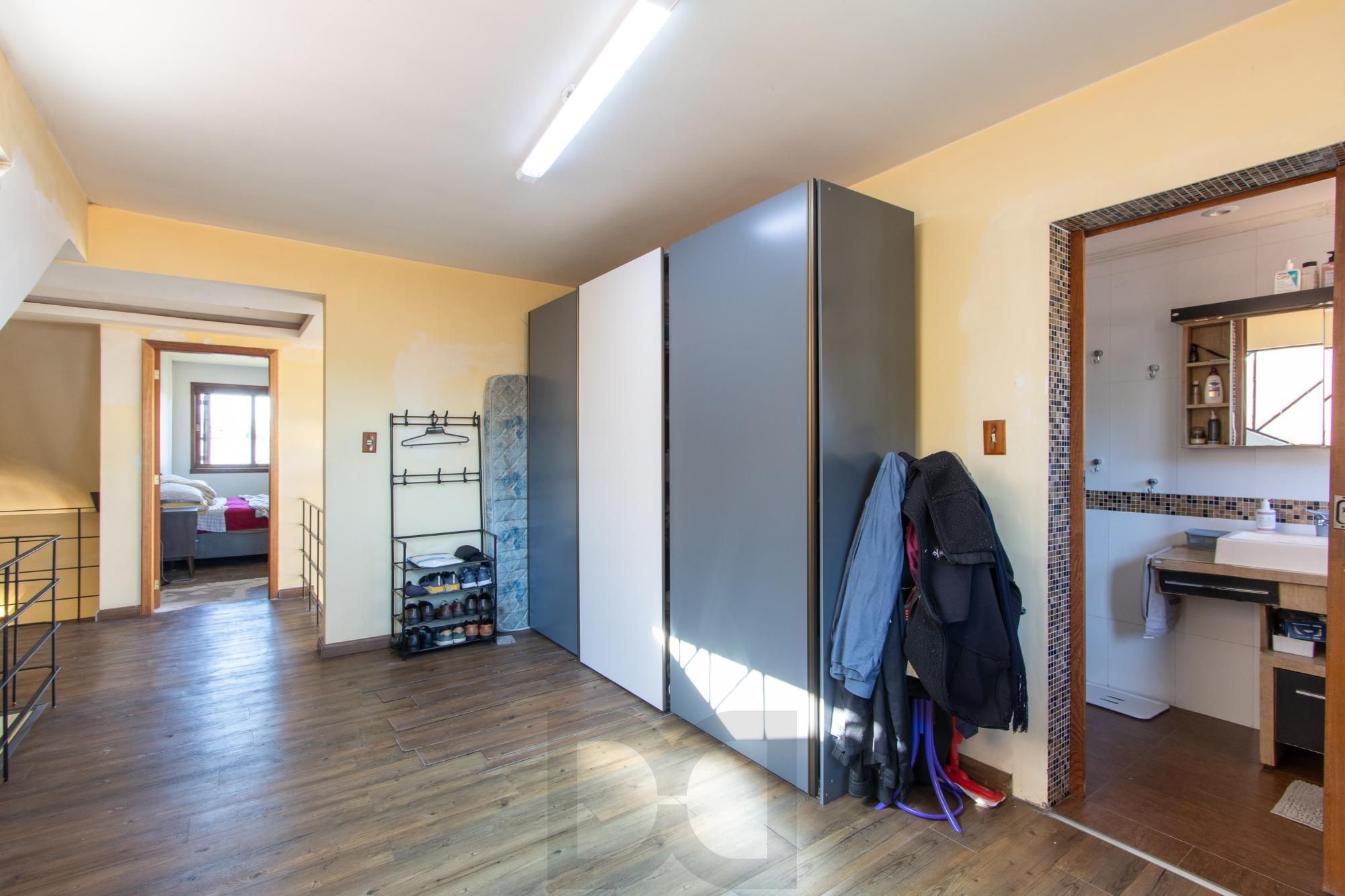 Casa para Venda - 255.68m², 4 dormitórios, sendo 1 suites, 2 vagas - Tristeza — foto 36