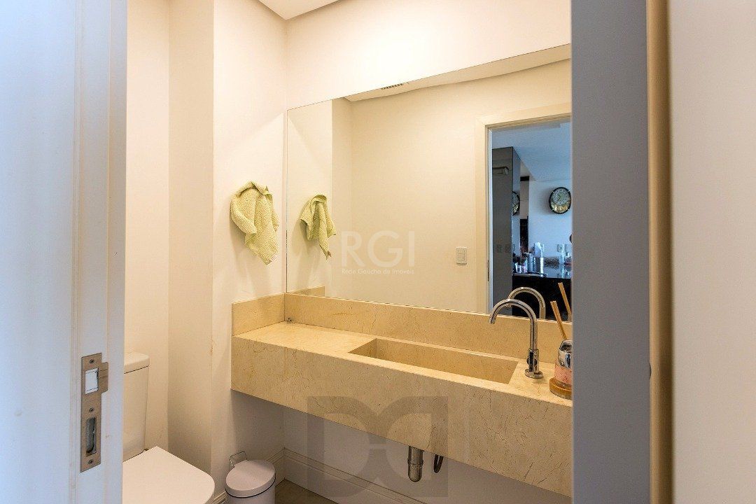 Cobertura para Venda - 319.17m², 3 dormitórios, sendo 3 suites, 4 vagas - Cristal — foto 10
