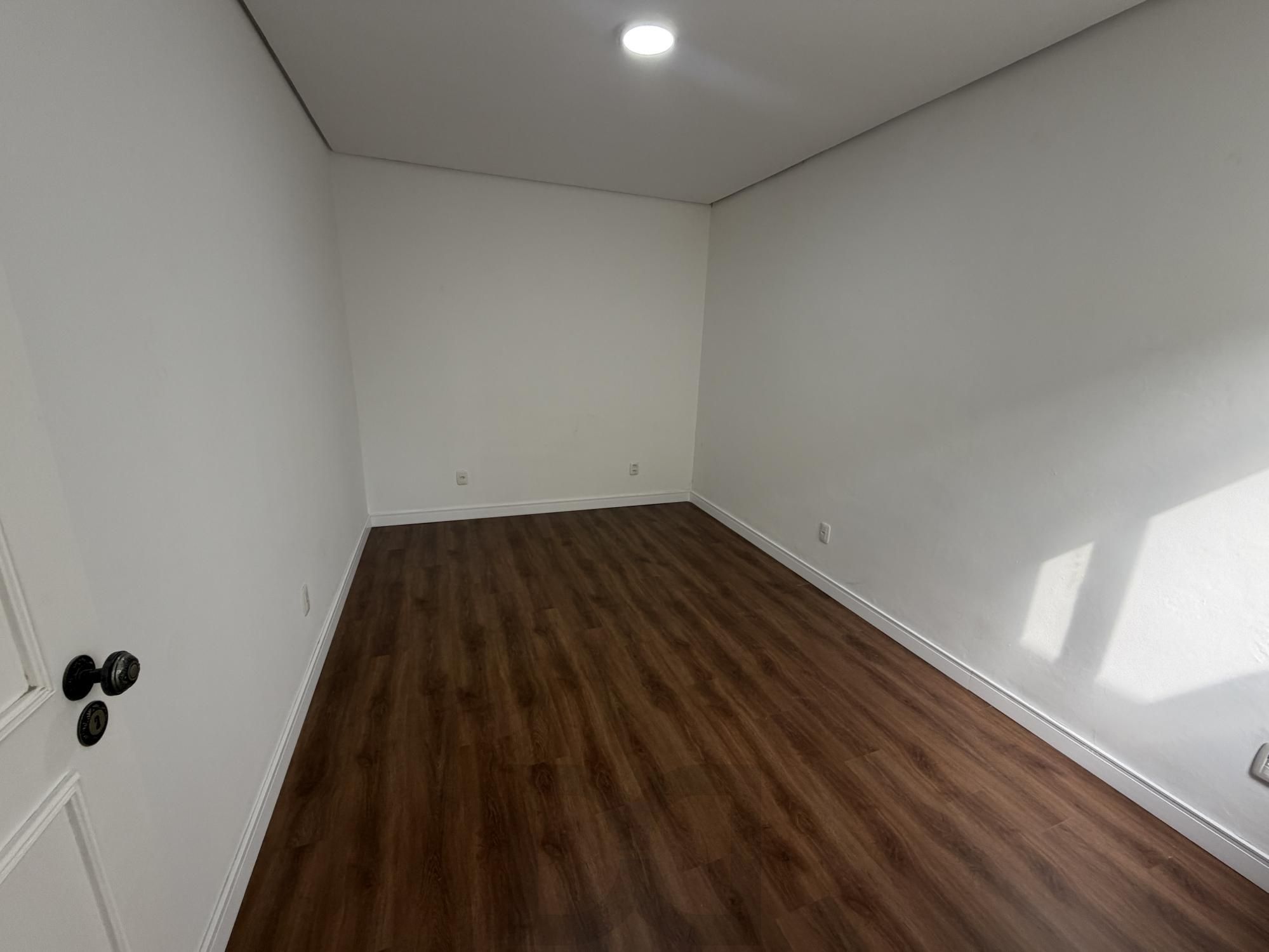 Casa de condomínio na Tristeza — foto 28
