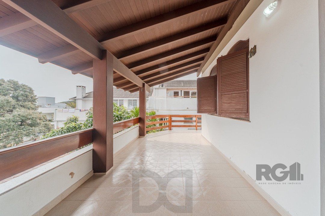 Casa para Venda - 646m², 4 dormitórios, sendo 2 suites, 4 vagas - Jardim Isabel — foto 7