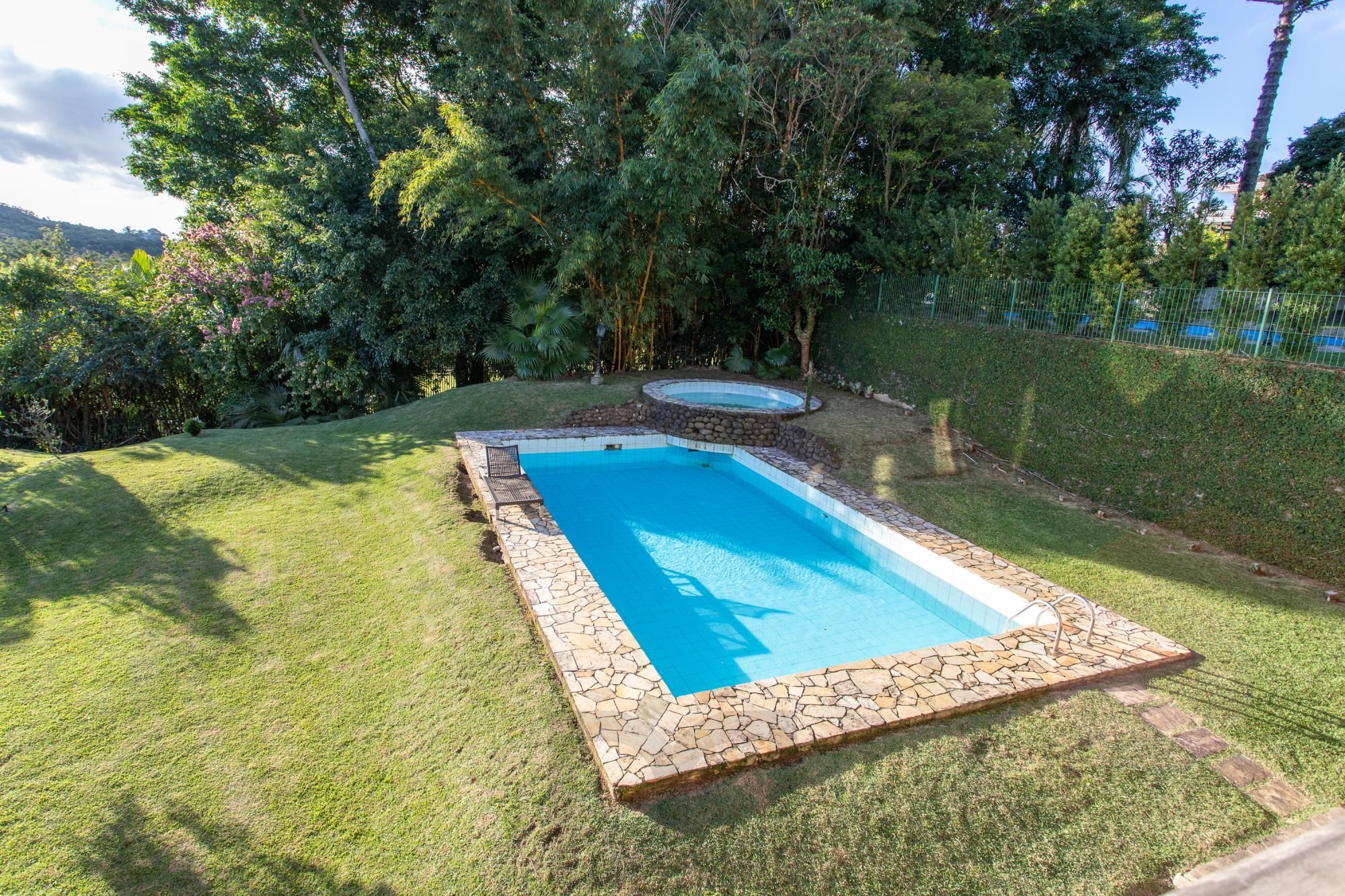 Casa em Condomínio à venda com 5 dormitórios, 565m² e 4 vagas no Condominio Jardim do Sol, Zona Sul de Porto Alegre — foto 16