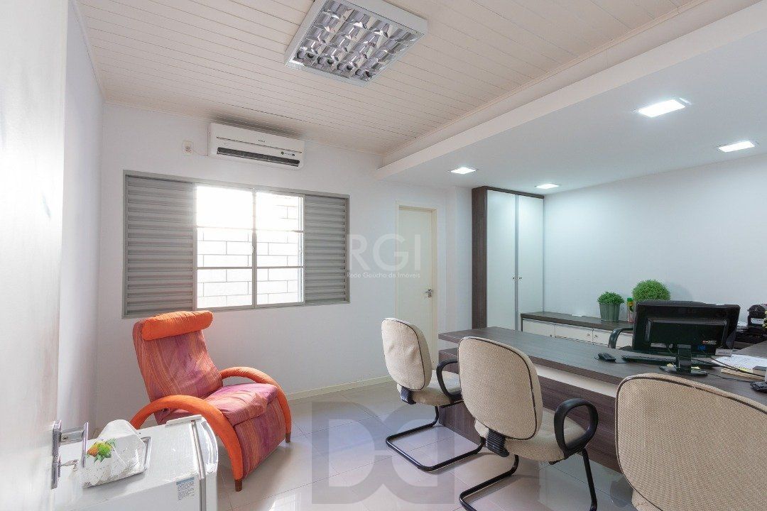 Casa para Venda - 199.62m², 5 dormitórios, 15 vagas - Tristeza — foto 8