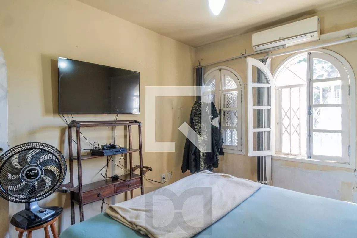 Casa á venda com 3 dormitórios no bairro Ipanema em Porto Alegre — foto 12