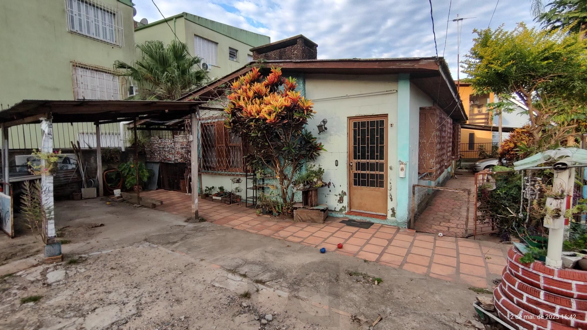 Casa Térrea | 3 quartos | 1 suite | 110m2 privativos | 5 vagas | Bairro Cristal — foto 1