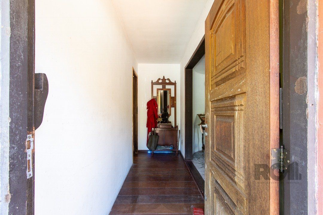 Casa para Venda - 572m², 5 dormitórios, sendo 1 suites, Cavalhada — foto 5
