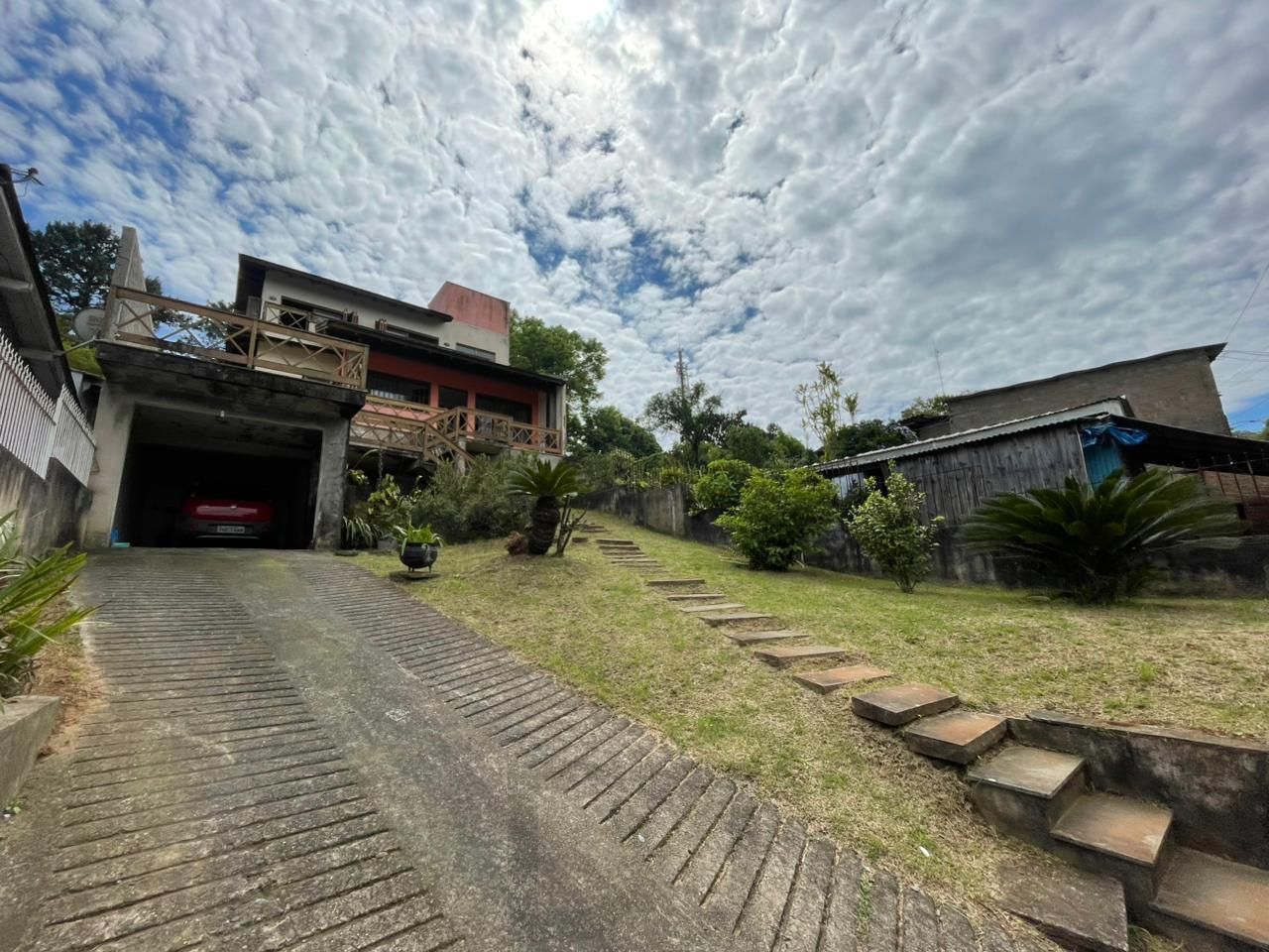 Casa à venda em Belém Novo – Vista deslumbrante para o Guaíba! — foto 1